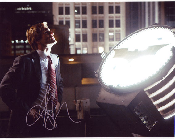 Aaron Eckhart in-person autographed photo