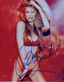 Amber Smith in-person autographed photo