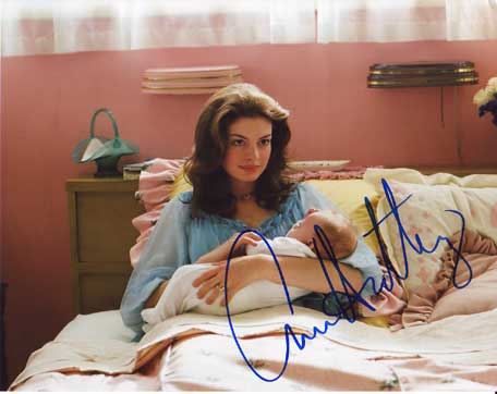 Anne Hathaway in-person autographed photo