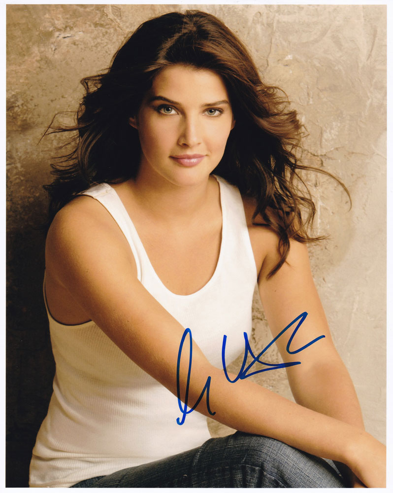 Cobie Smulders in-person autographed photo