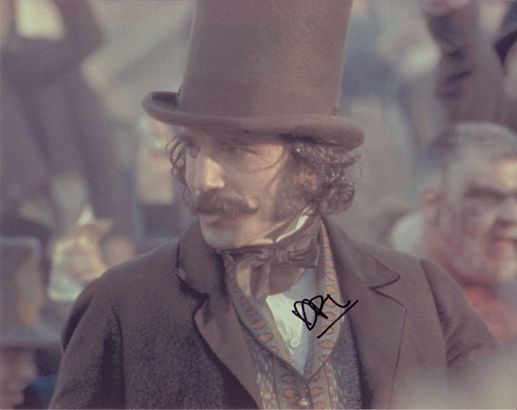 Daniel Day-Lewis in-person autographed photo