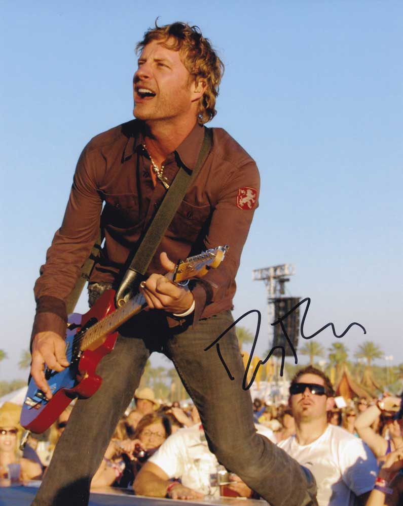 Dierks Bentley in-person autographed photo