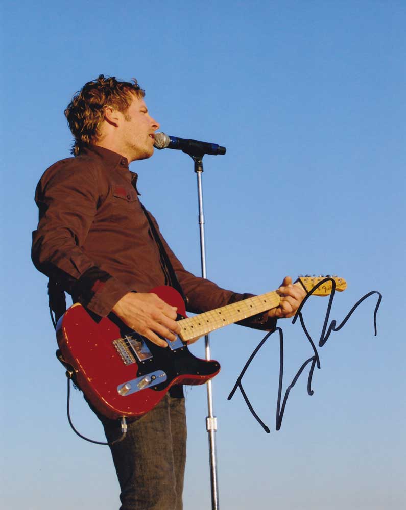Dierks Bentley in-person autographed photo