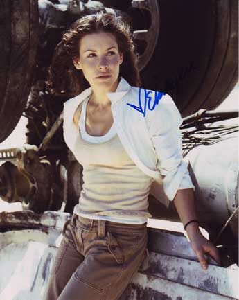 Sign Here Autographs:Evangeline Lilly in-person autographed photo