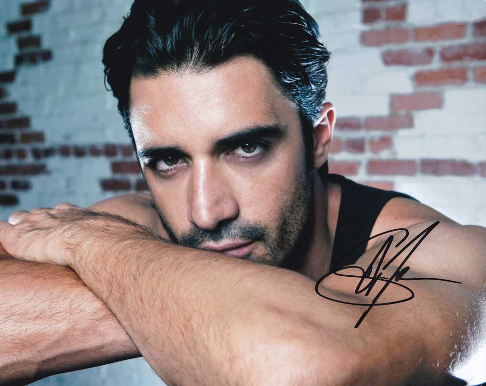 Gilles Marini in-person autographed photo