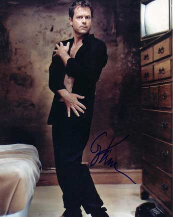 Greg Kinnear in-person autographed photo