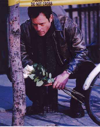 Greg Kinnear in-person autographed photo