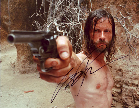 Guy Pearce in-person autographed photo