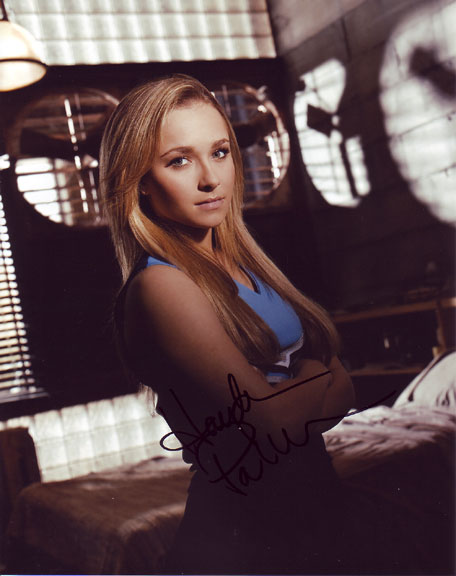 Hayden Panettiere in-person autographed photo