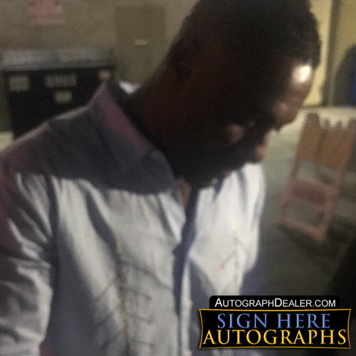Idris Elba in-person autographed photo