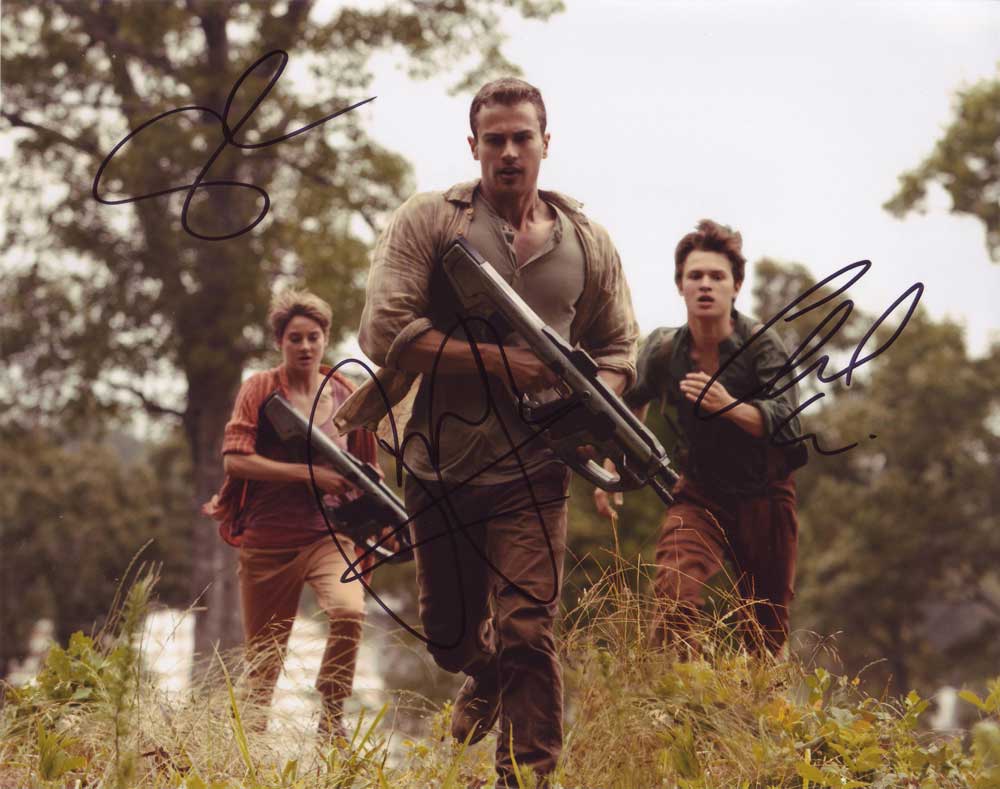 Insurgent In-person autographed Cast Photo by 3