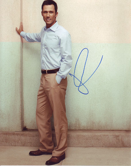 Jeffrey Donovan in-person autographed photo