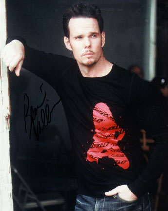 Kevin Dillon in-person autographed photo