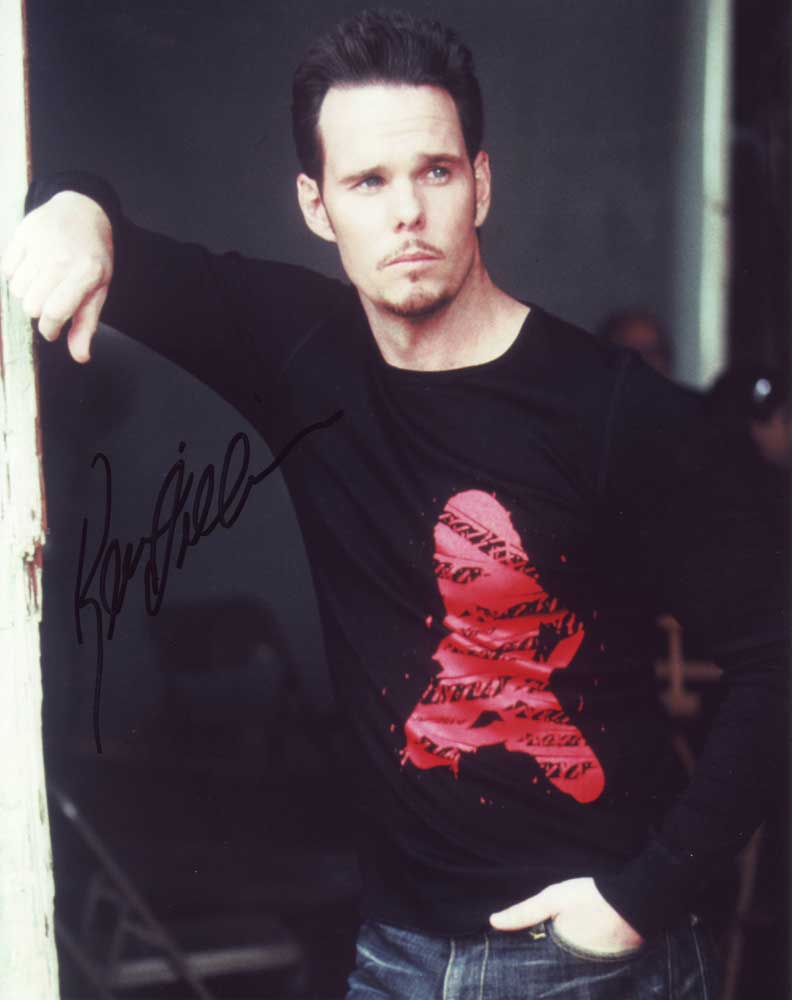 Kevin Dillon in-person autographed photo