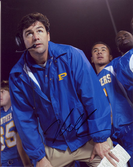 Kyle Chandler in-person autographed photo