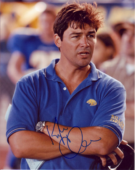 Kyle Chandler in-person autographed photo