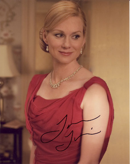 Laura Linney inperson autographed photo Click to enlarge