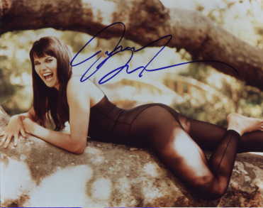Lucy Lawless in-person autographed photo