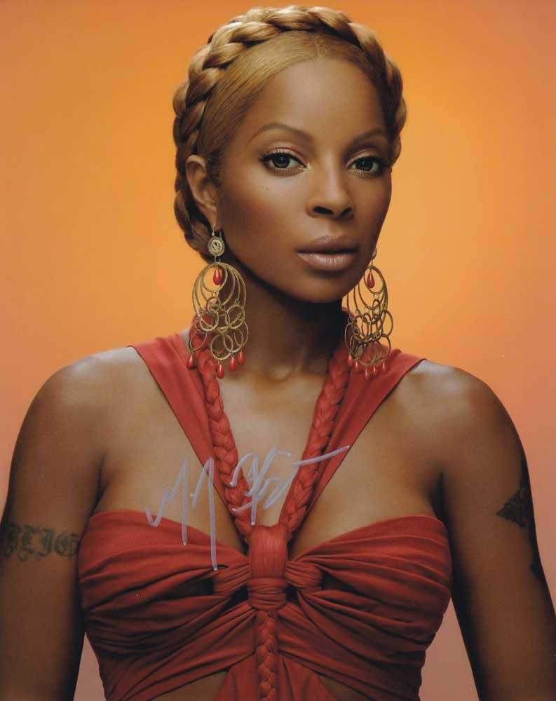 Mary J. Blige in-person autographed photo