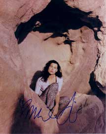 Minnie Driver in-person autographed photo