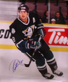 Teemu Selanne in-person autographed photo