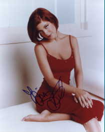 Tori Spelling in-person autographed photo