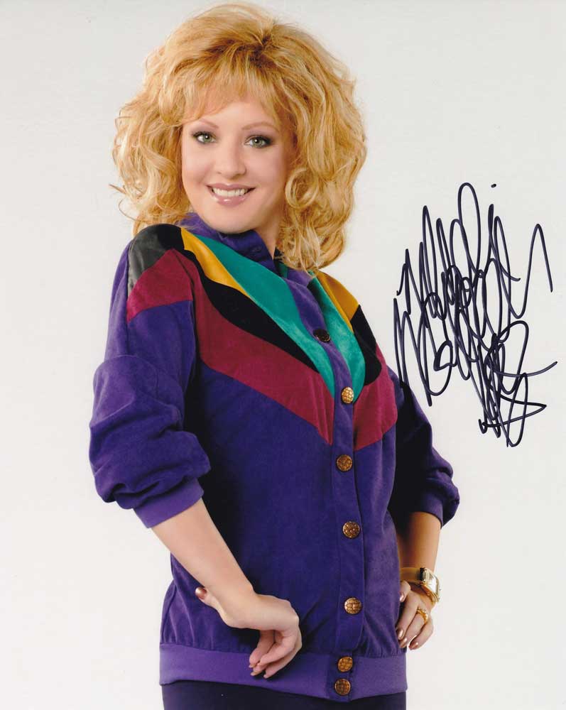 Wendi McLendon Covey in-person autographed photo