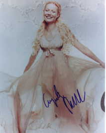 Gwyneth Paltrow in-person autographed photo