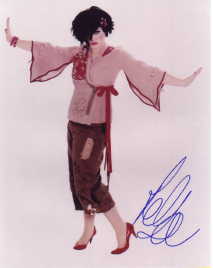 Kelly Osbourne in-person autographed photo