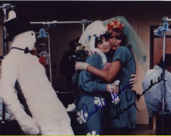 Laverne & Shirley in-person autographed cast photo