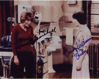 Laverne & Shirley in-person autographed cast photo