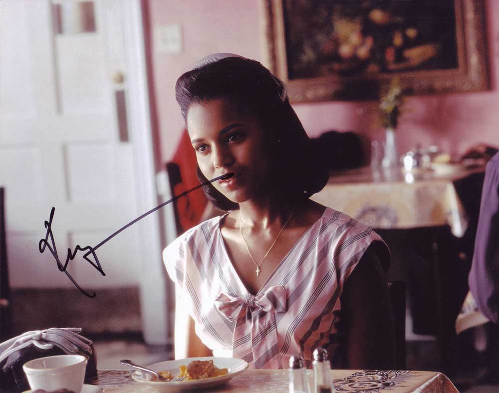 Kerry Washington in-person autographed photo