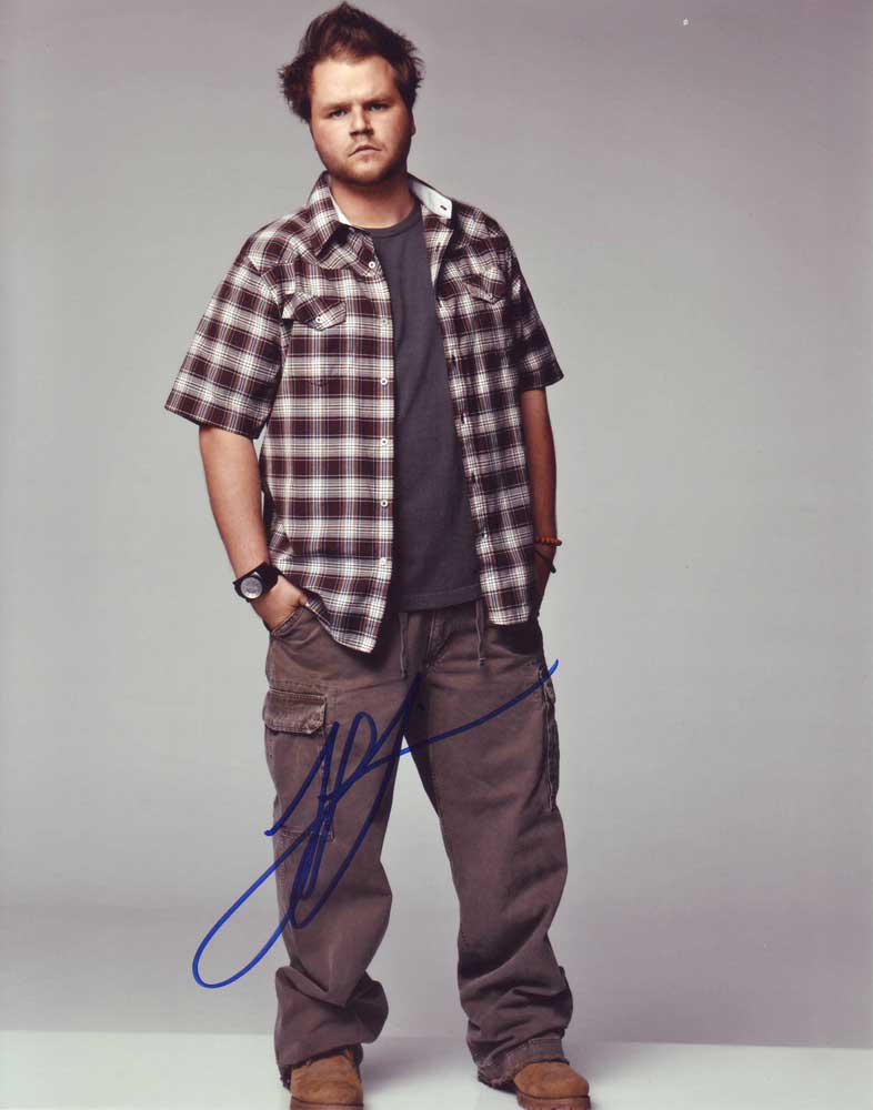 Tyler Labine in-person autographed photo