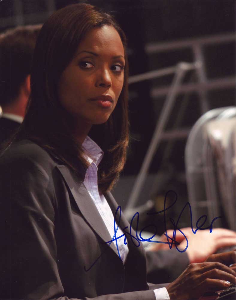 Aisha Tyler in-person autographed photo