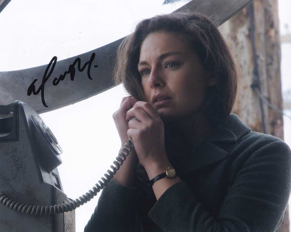 Alexa Davalos in-person autographed photo