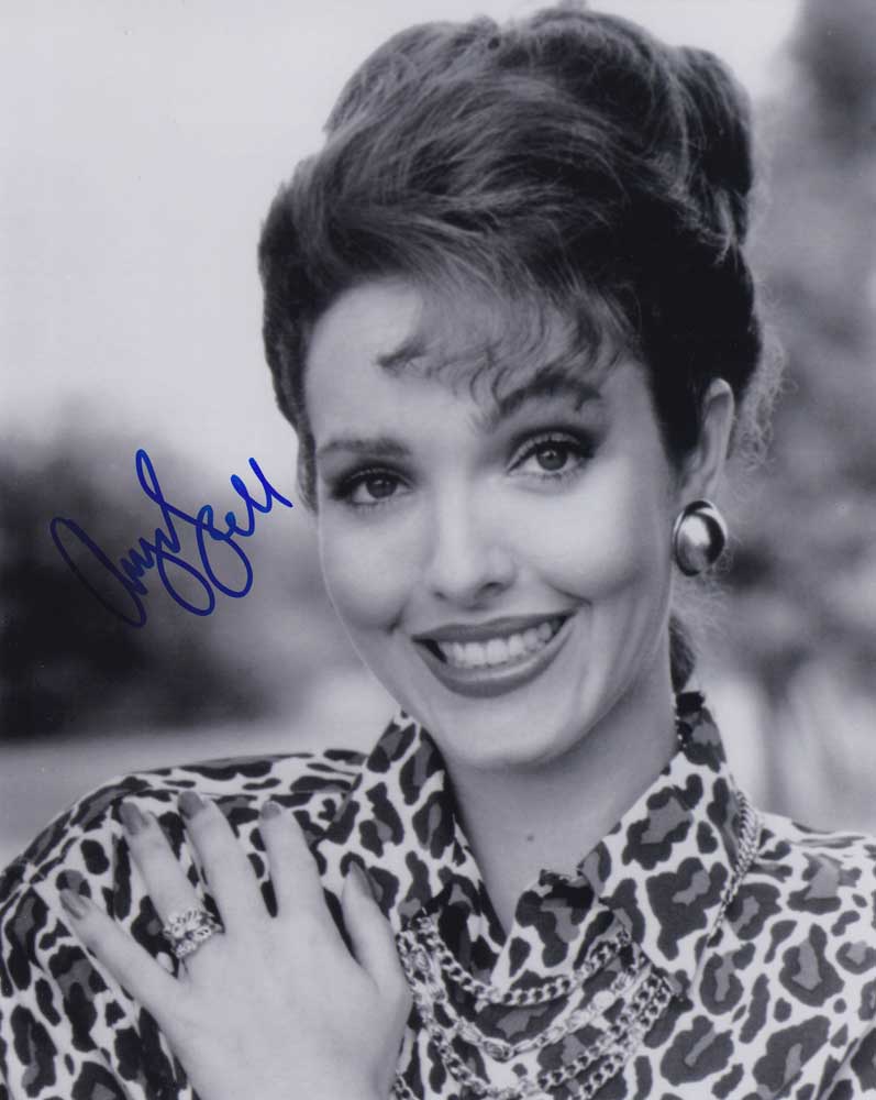 Amy Yasbeck in-person autographed photo