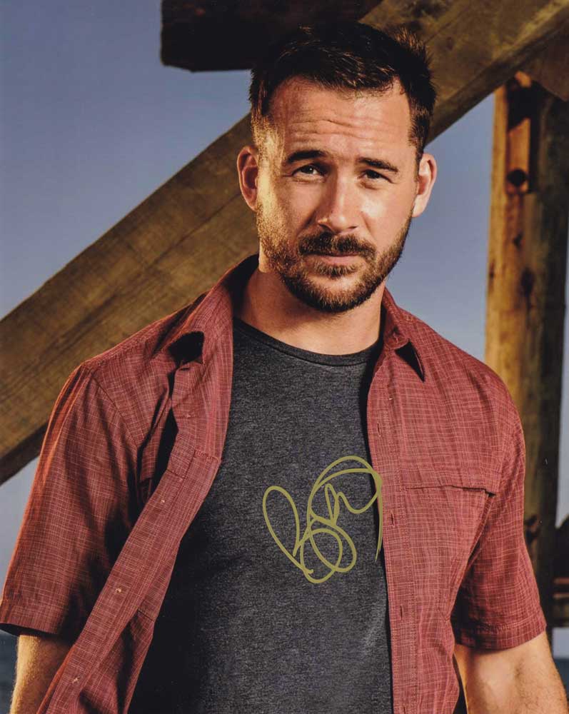 Barry Sloane in-person autographed photo.