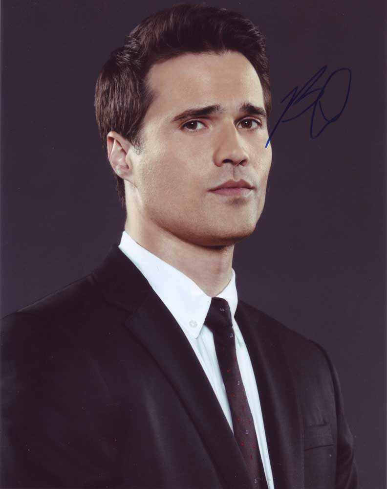 Brett Dalton in-person autographed photo