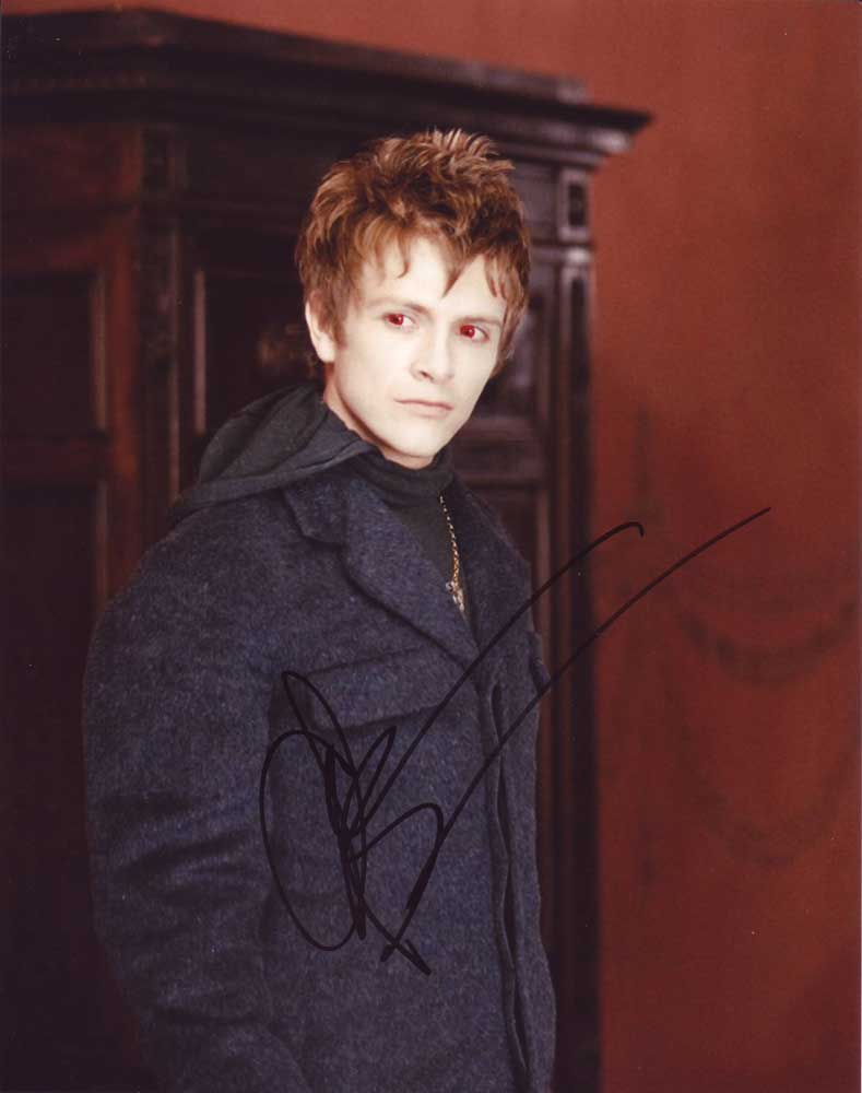 Charlie Bewley in-person autographed photo