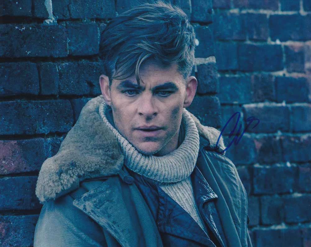Chris Pine in-person autographed photo