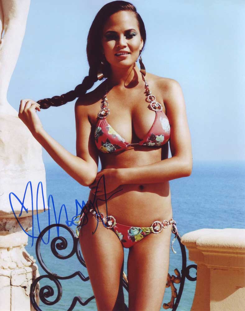 Chrissy Teigen in-person autographed photo
