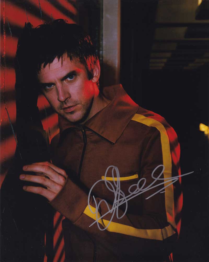 Dan Stevens in-person autographed photo