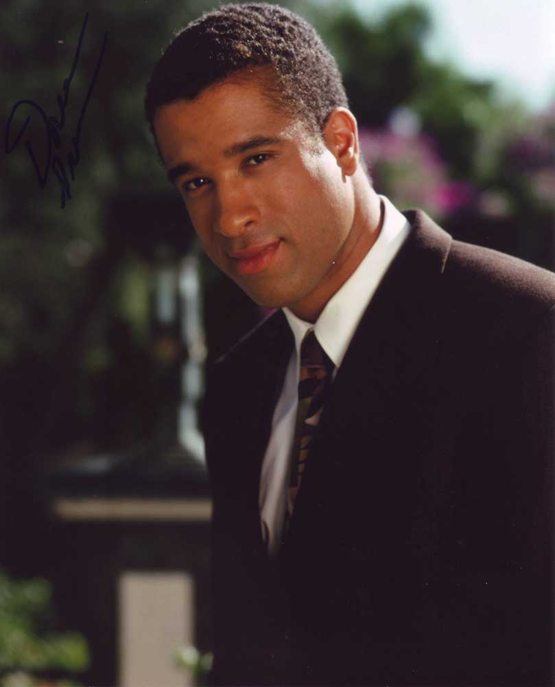 Dorian Gregory in-person autographed photo