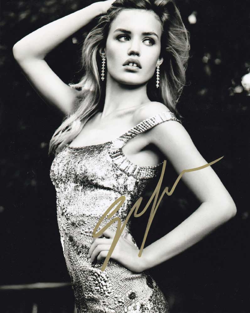 Georgia Jagger in-person autographed photo