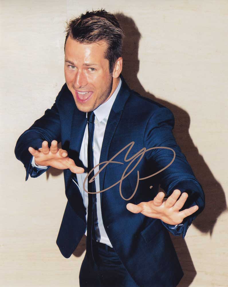 Glen Powell in-person autographed photo