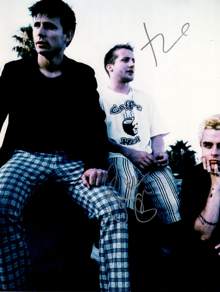 Green Day in-person autographed 11x14 band photo by all 3