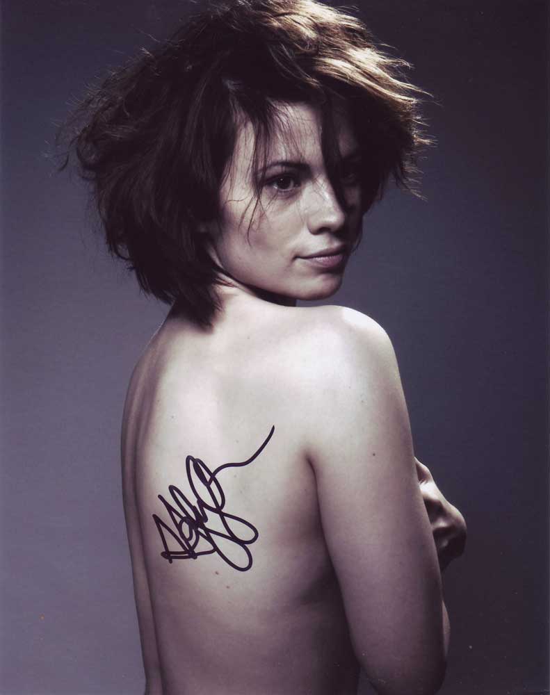 Hayley Atwell in-person autographed photo