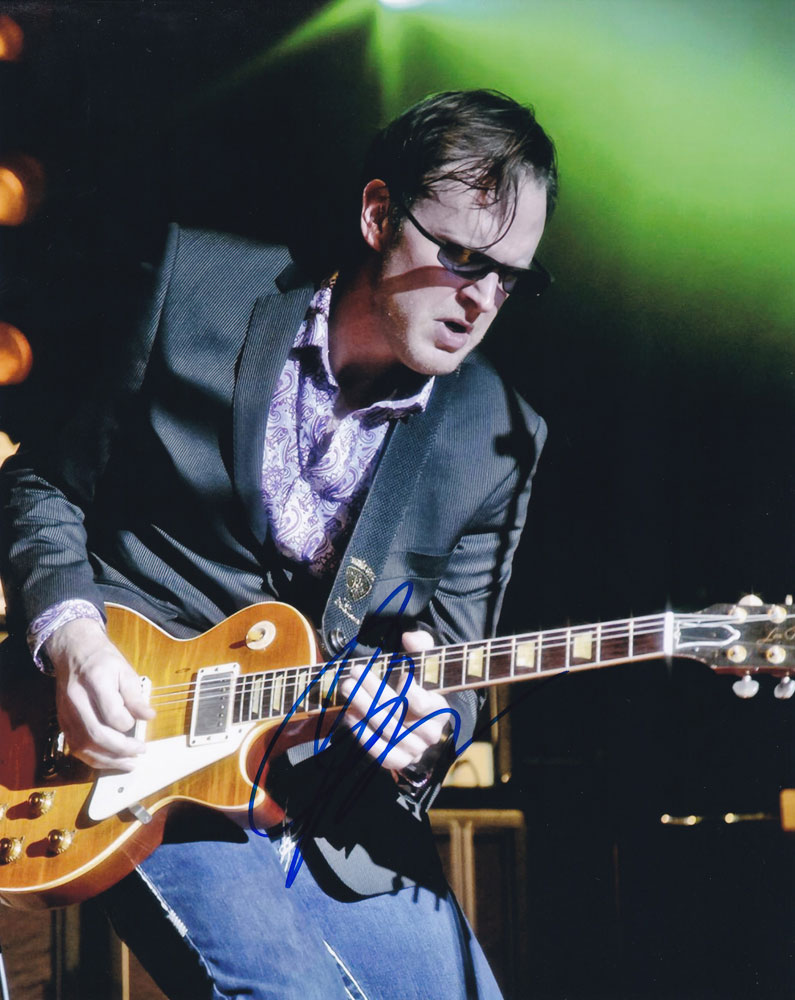 Joe Bonamassa in-person autographed photo