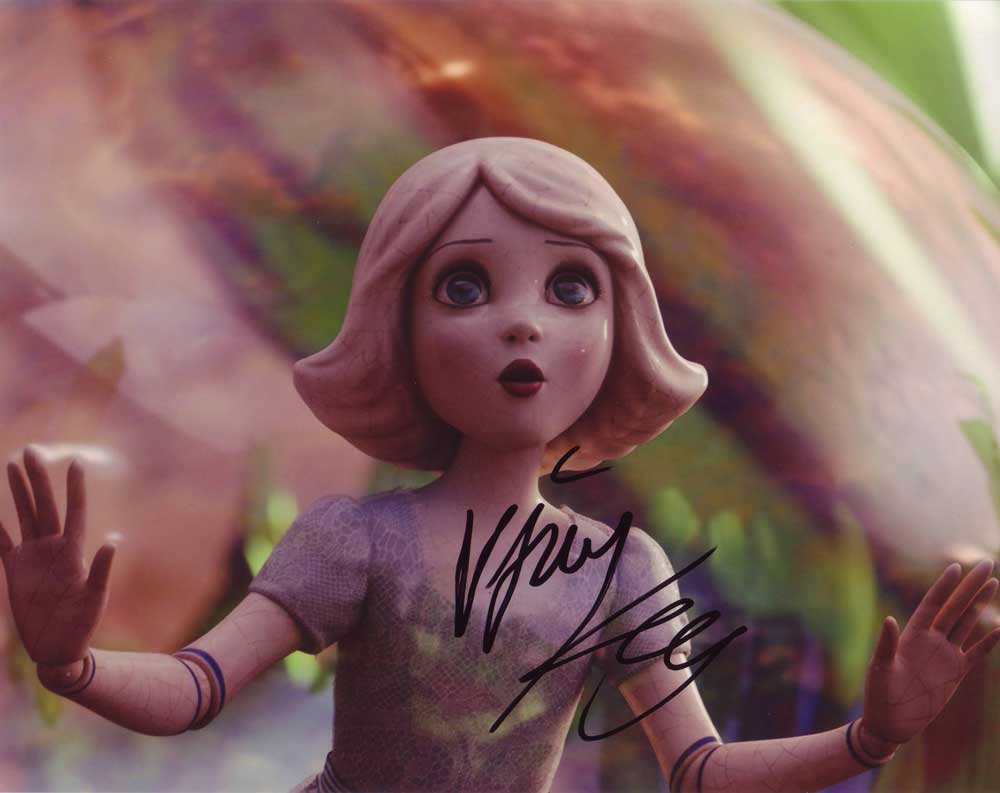 Joey King in-person autographed photo