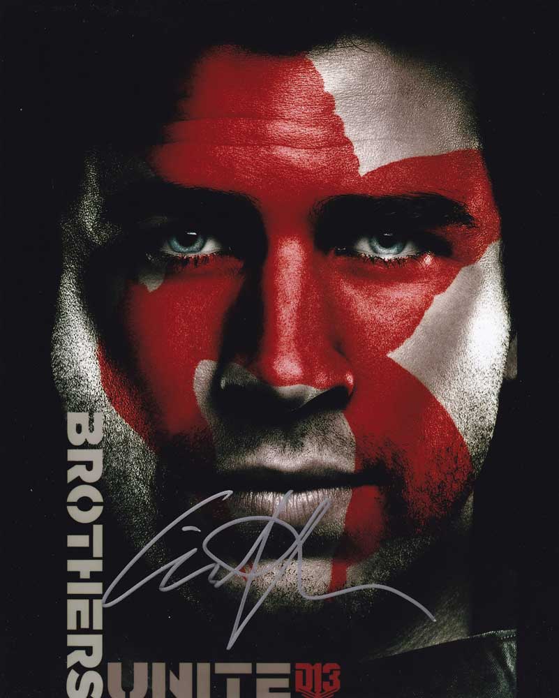 Liam Hemsworth in-person autographed photo
